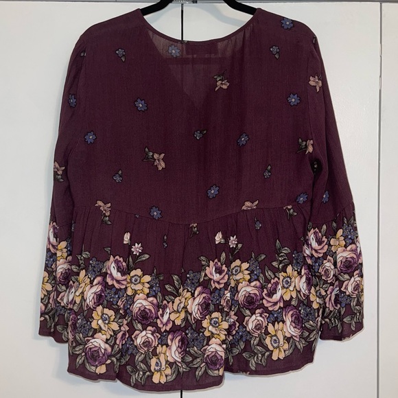 Floral Long-sleeve Top - Picture 2 of 3